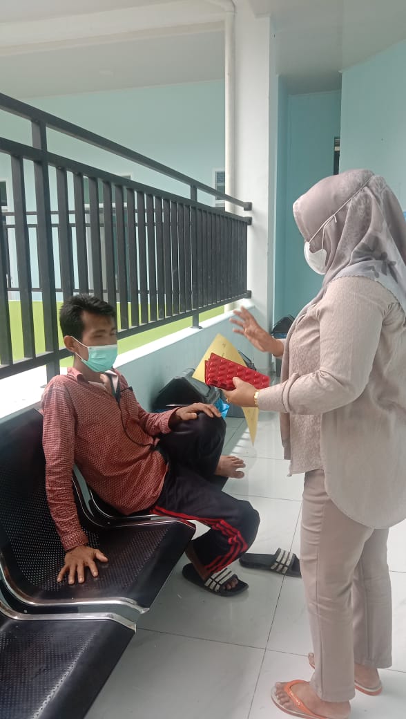 Puskesmas Kayu Gadang, Pemberian Pot Sputum Kepada Pasien Yang Terduga Tuberkulosis (TBC)