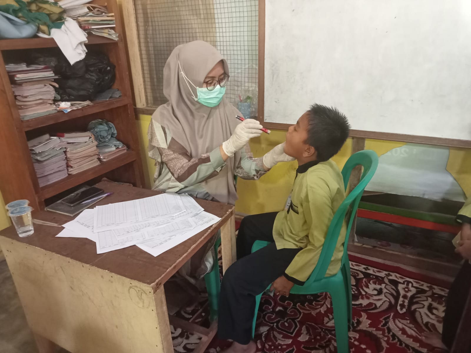Puskesmas Kambang, Kegiatan UKS (Pemeriksaan Berkala) peserta didik SD IT Pelita Cendikia dan SDN 41