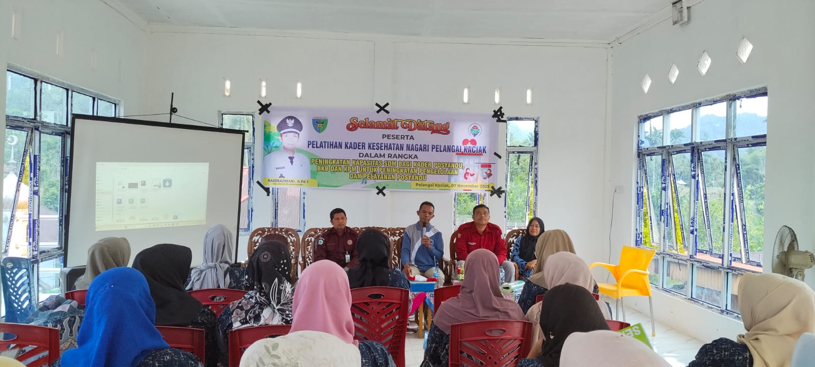 Pelatihan Kader Posyandu  di Nagari Pelangai Kaciak
