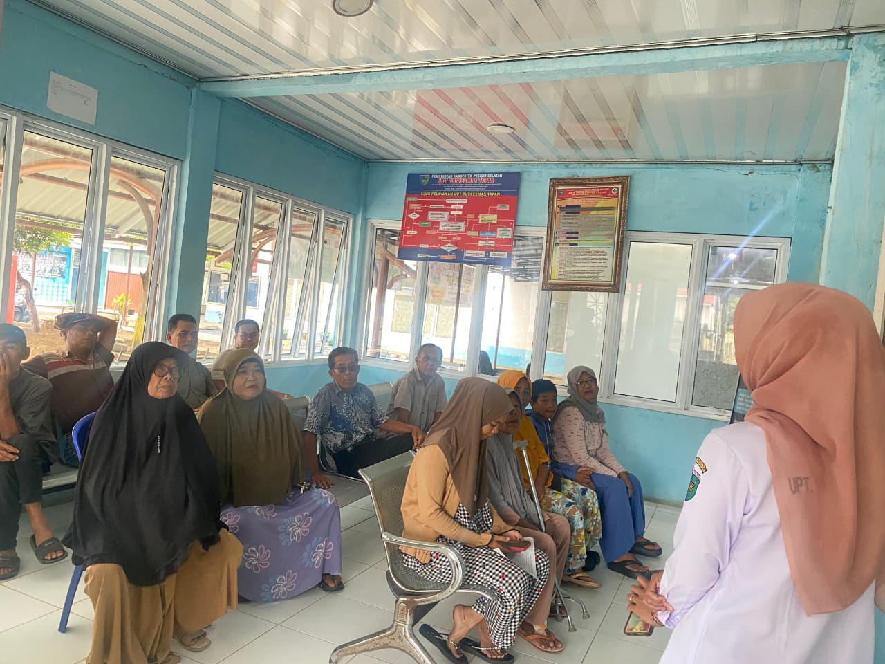 Penyuluhan Dalam Gedung Tentang Demam Berdarah Dengue di UPT Puskesmas Tapan