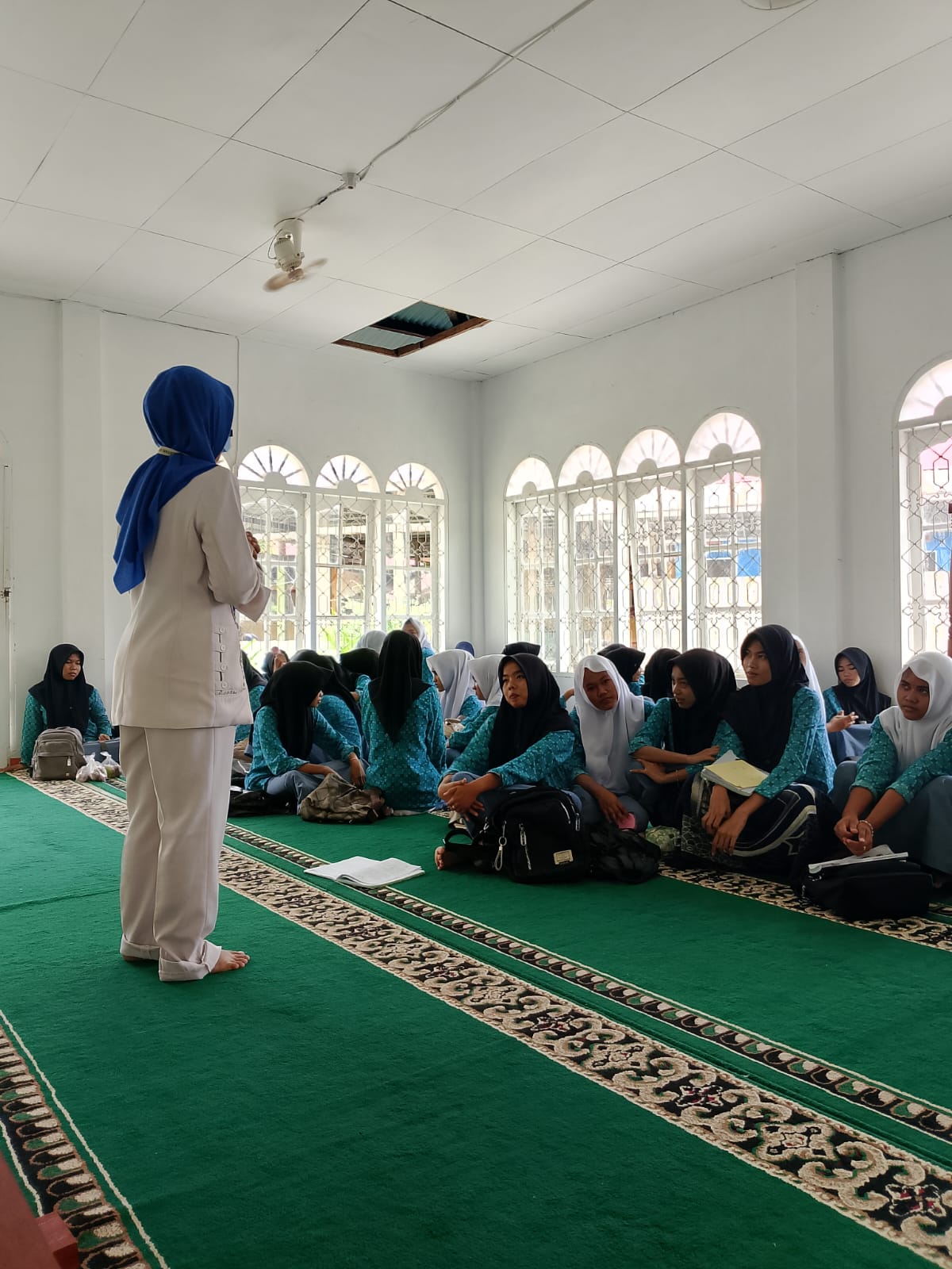 Penyuluhan Kenakalan Remaja Dan Napza  Di SMA N 1 Basa Ampek Balai Tapan