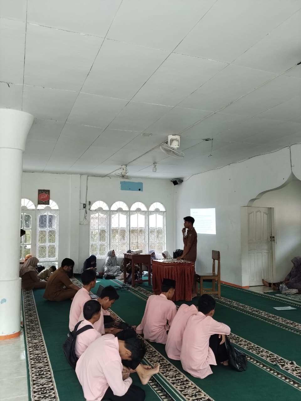 Penyuluhan   Napza Dan Pergaulan Bebas Kepada Siswa  SMA N 1 Basa Ampek Balai Tapan