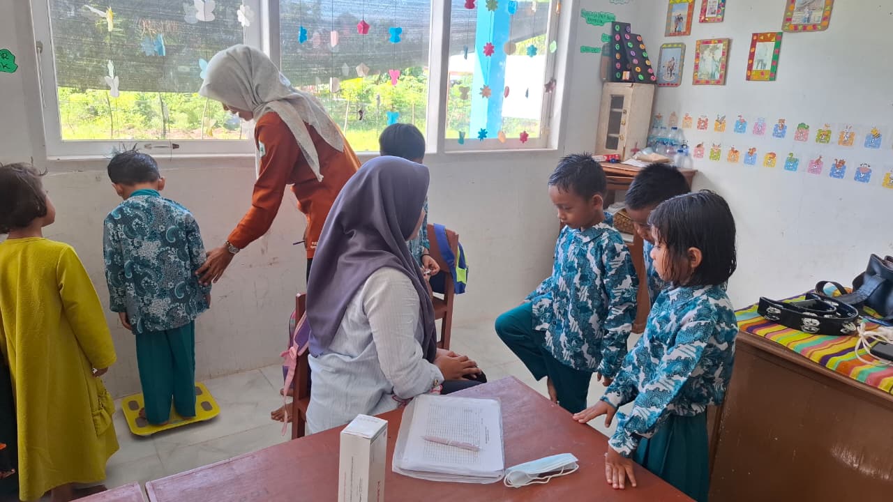 Kunjungan Lapangan Pemantauan Tumbuh Kembang anak Prasekolah di TK Habibul Ummi 2 Koto Panjang