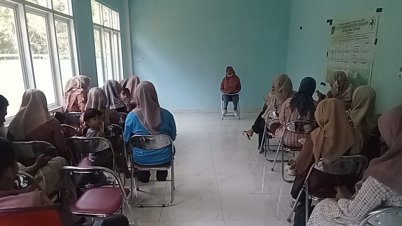 Lokakarya Mini Bulanan di Ruang Pertemuan Puskesmas Kayu Gadang