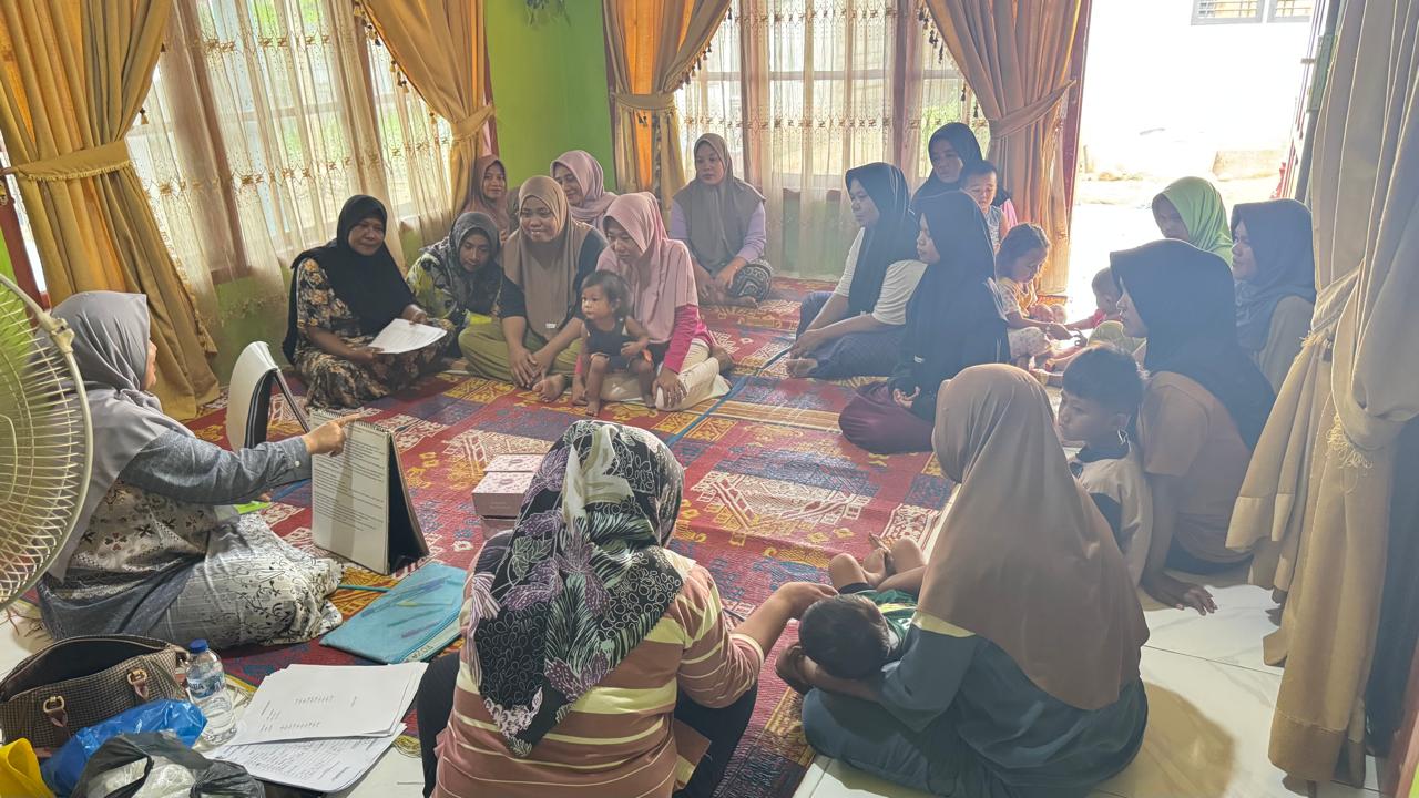 Pertemuan Kelas Ibu Balita di Kampung Pasar Baru Wilayah Kerja Puskesmas Kambang.