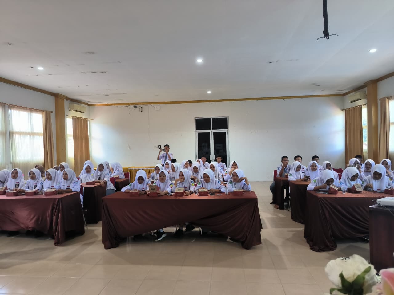 Orientasi Pertolongan Pertama Pada Luka Psikologis (P3LP) di SMK N 1 Painan