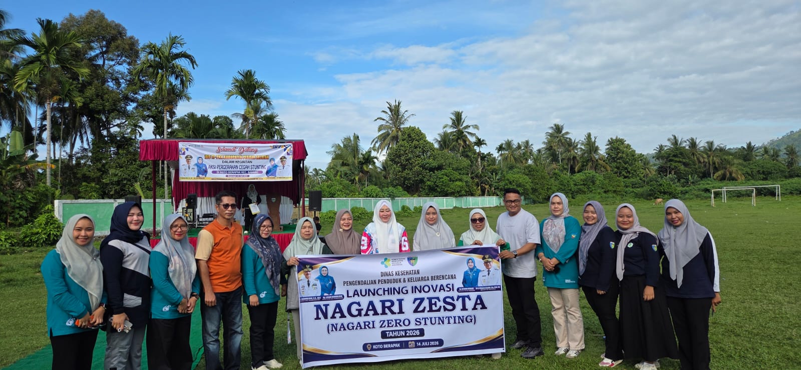 Launching Inovasi Dinas Kesehatan, PP dan KB Nagari ZESTA (Nagari Zero Stunting) di Lapangan Pasar K