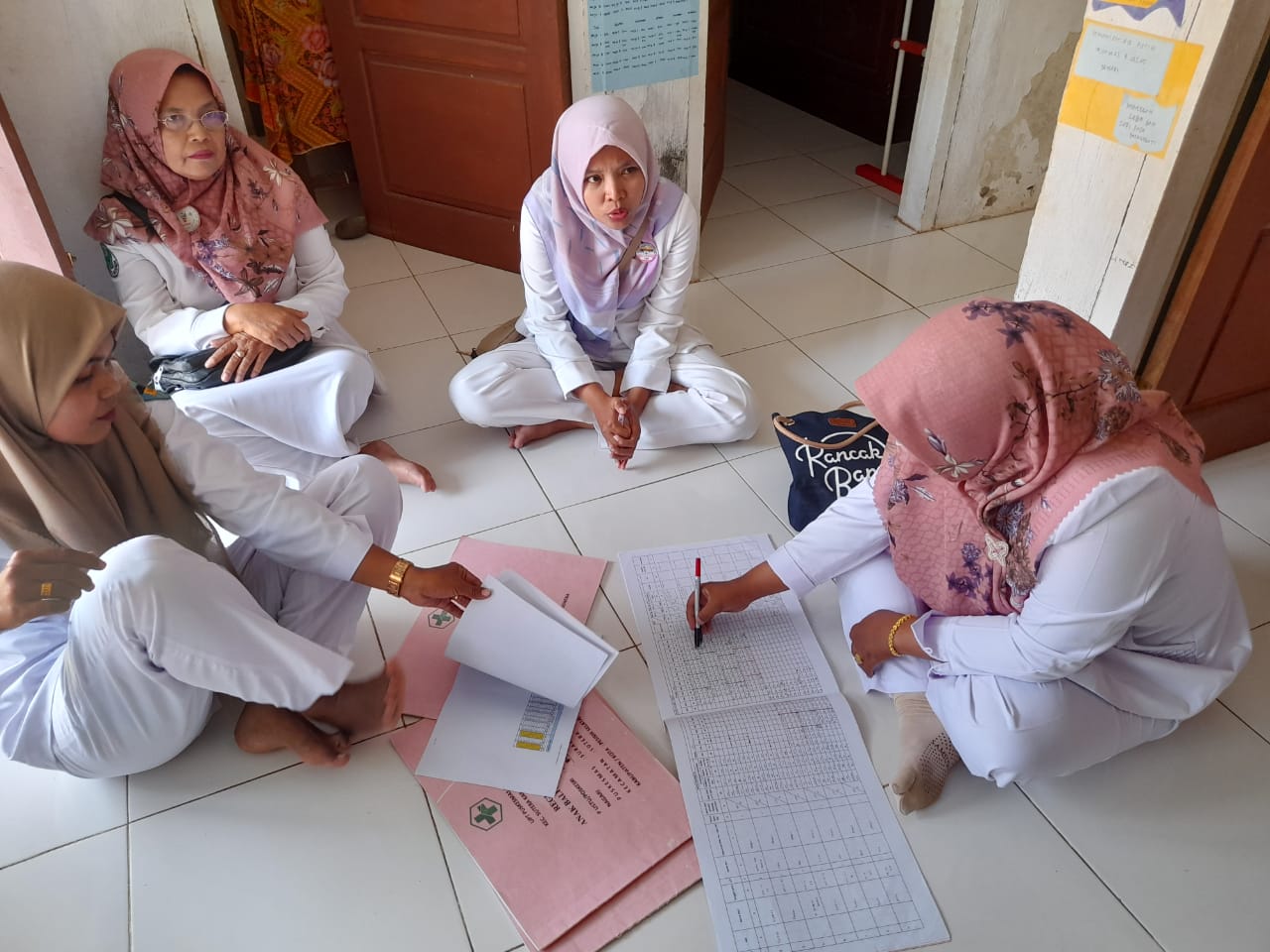 Pembinaan Kepada PJ Desa Oleh Bikor dan PJ Ibu Puskesmas Kayu Gadang