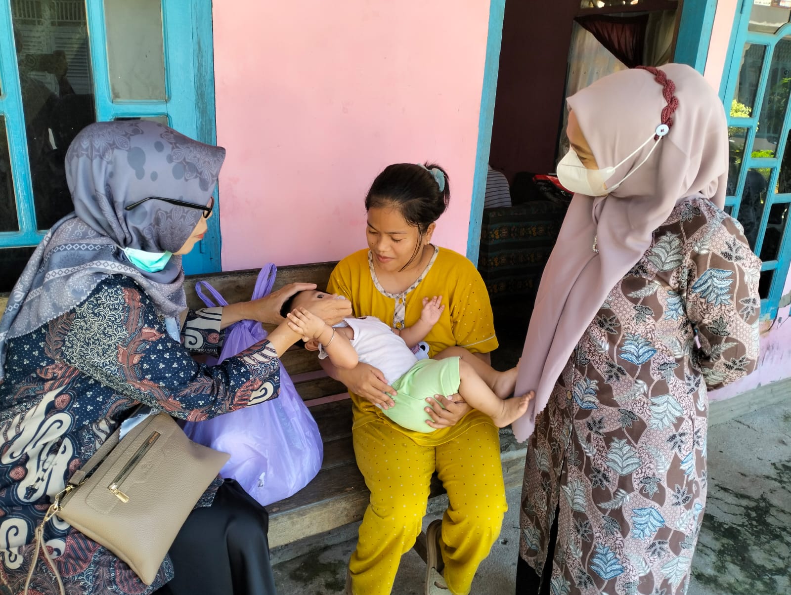 Pelayanan Imunisasi Posyandu Flamboyan IV Nagari Tuik Wilker Puskesmas IV Koto Mudik