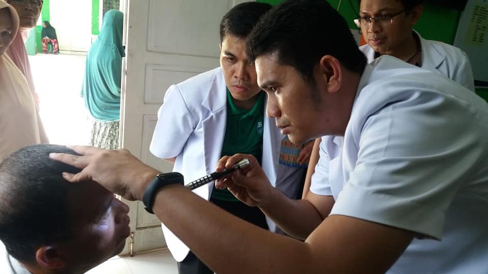 SKRINING CALON PASIEN OPERASI KATARAK GRATIS