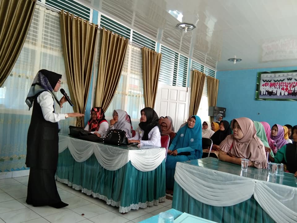 Sosialisasi dan Orientasi Pengobatan Tradisional dengan Penyehat Tradisional (HATRA)