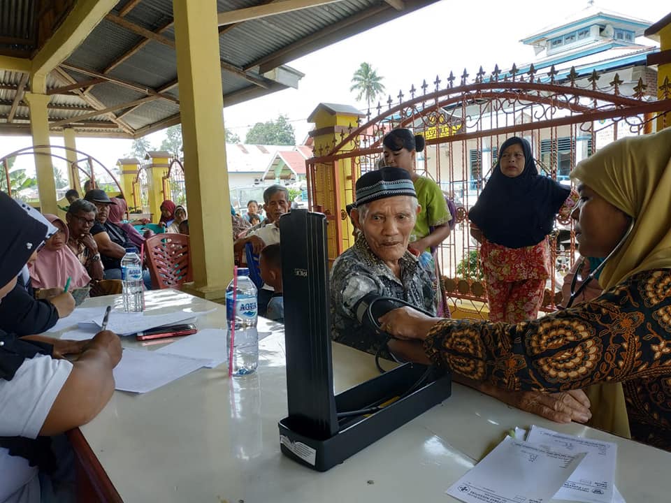 Pantau Kesehatan Masyarakat, Tim Puskesmas Keliling dan PTM Puskesmas Inderapura Terus Bekerja