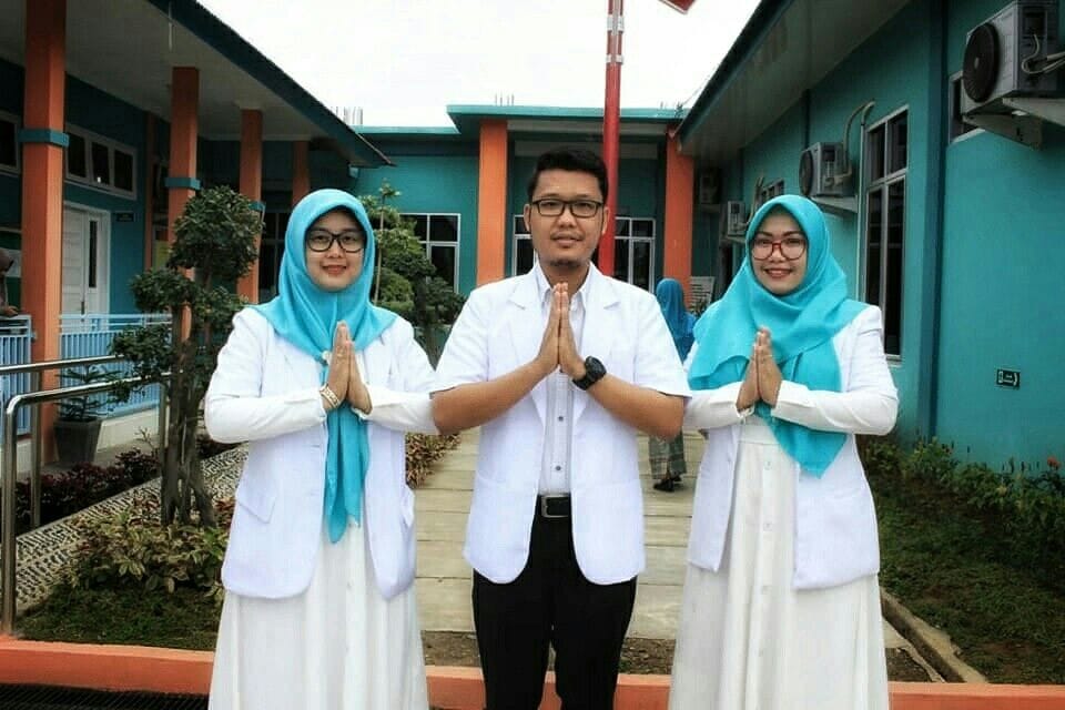 Dokter umum dan dokter gigi Puskesmas Pasar Baru #Siap Melayani pasien Sepenuh Hati#