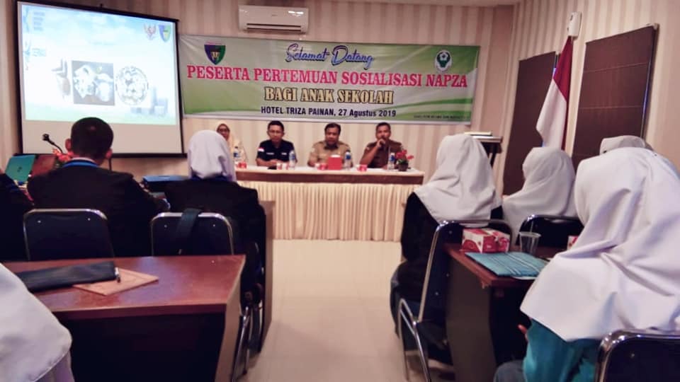 Dinkes Kabupaten Pessel lakukan Sosialisasi NAFZA bagi anak Sekolah Tingkat Kabupaten Pessel