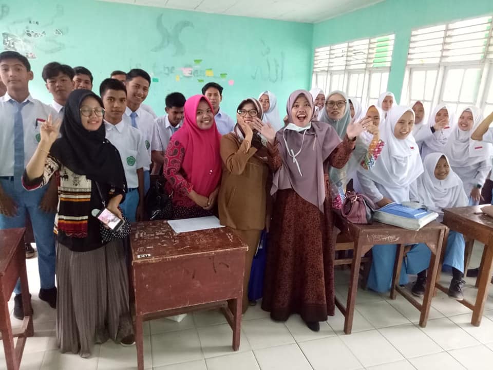 Screnning UKS dan pendistribusian tablet tambah darah di MAN 1 Pessel.