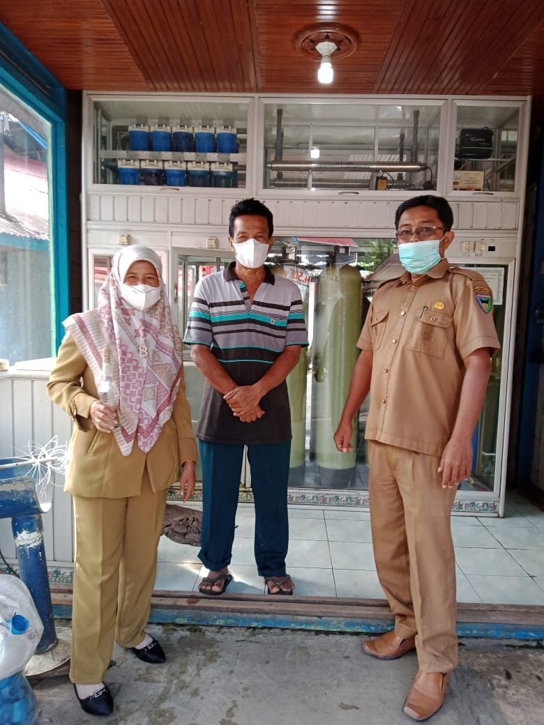 Puskesmas Asam Kumbang lakukan Pengambilan Sampel air minum Depot 