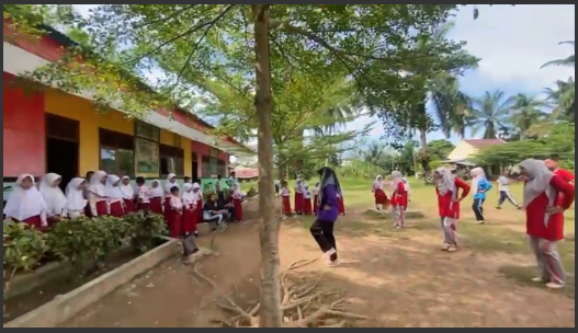Tes kebugaran fisik di SDN 10 Lunang