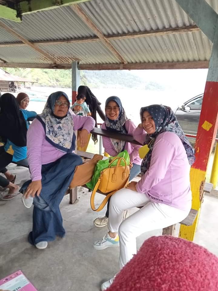 TIm KIA UPT Pusk Tarusan Lakukan Pemeriksan triple E pada ibu Hamil 