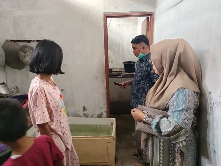 PUSKESMAS KOTO BERAPAK LAKUKAN KUNJUNGAN RUMAH
