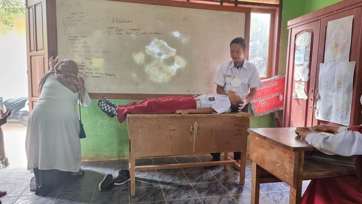 UPT Puskesmas Air Haji lakukan pembinaan Dokter Kecil