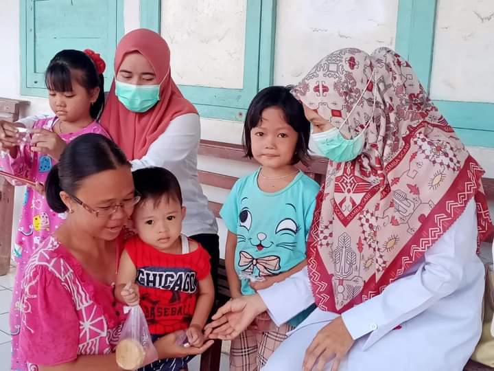 CEGAH KECACINGAN DENGAN MINUM OBAT CACING 