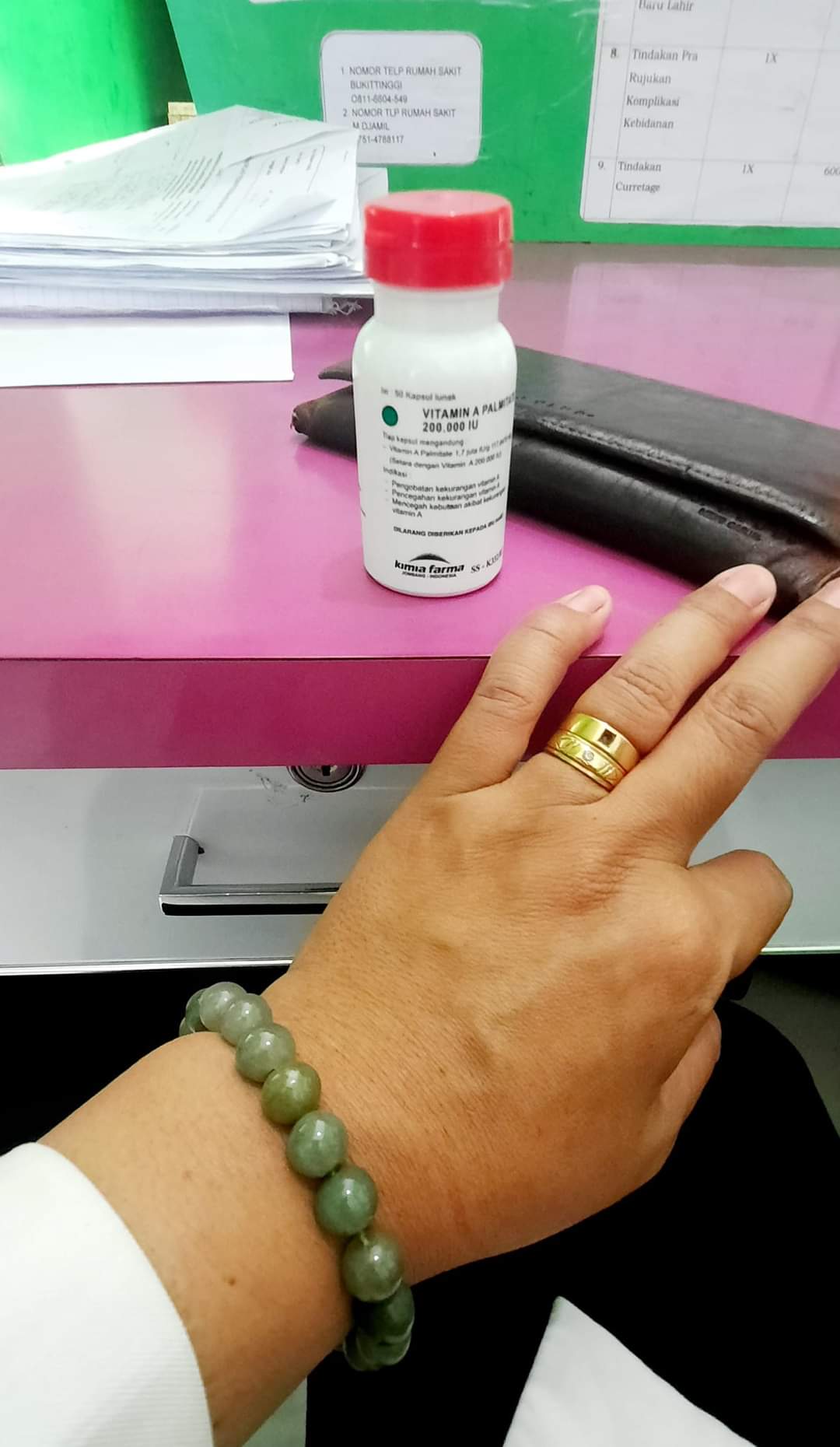 Puskesmas Tarusan Berikan Vaksin Hepatitis B ( HB0 ) pada bayi baru Lahir 