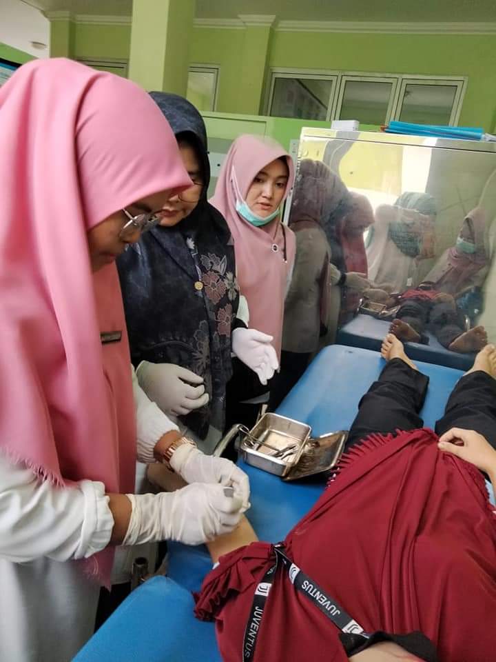 Puskesmas Koto Berapak melakukan pelayanan Kb MKJP atau kontrasepsi jangka panjang bersama dengan BK