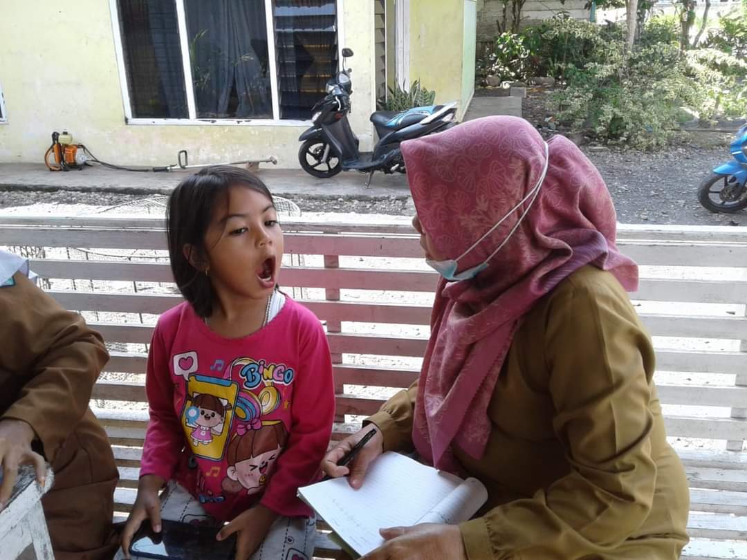 Pusk Koto Berapak lakukan pemeriksaan kesehatan gigi dan mulut serta penyuluhan tentang kesehatan gi