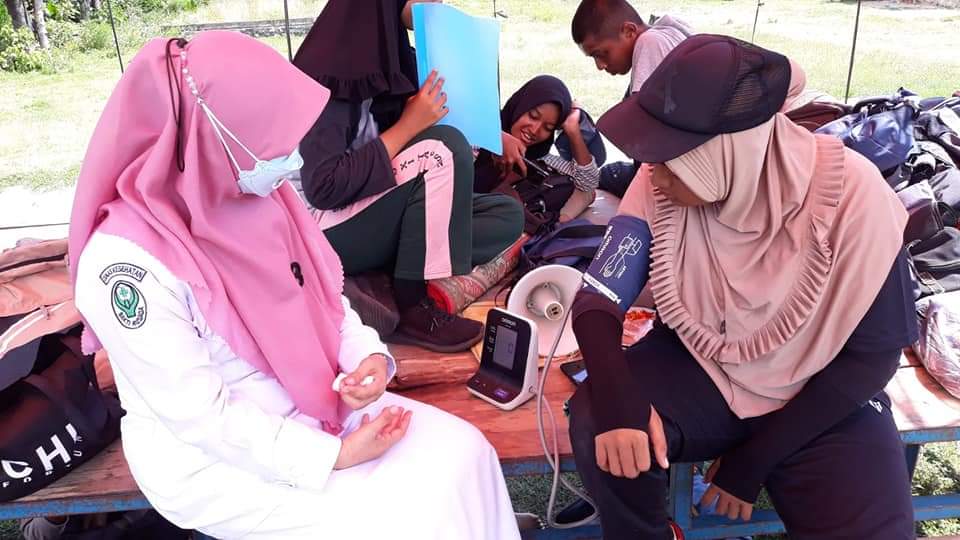 UPT Pusk Tarusan dampingi paskibraka latihan di lapangan Nagari Pulau Karam.