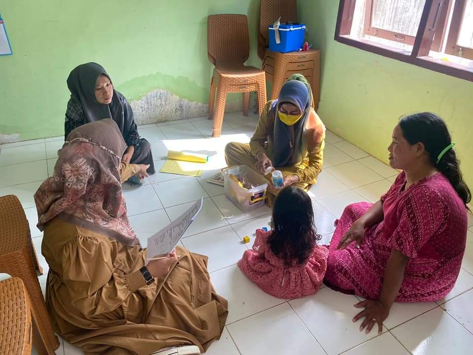 Pusk Tarusan melakukan kegiatan SDIDTK ke poskesri Batu Hampa