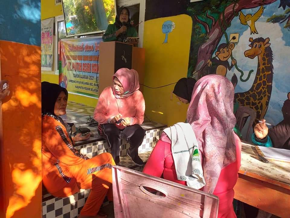 POSBINDU LANSIA dan SENAM PROLANIS di NAGARI NYIUR MELAMBAI PUSKESMAS BALAI SELASA