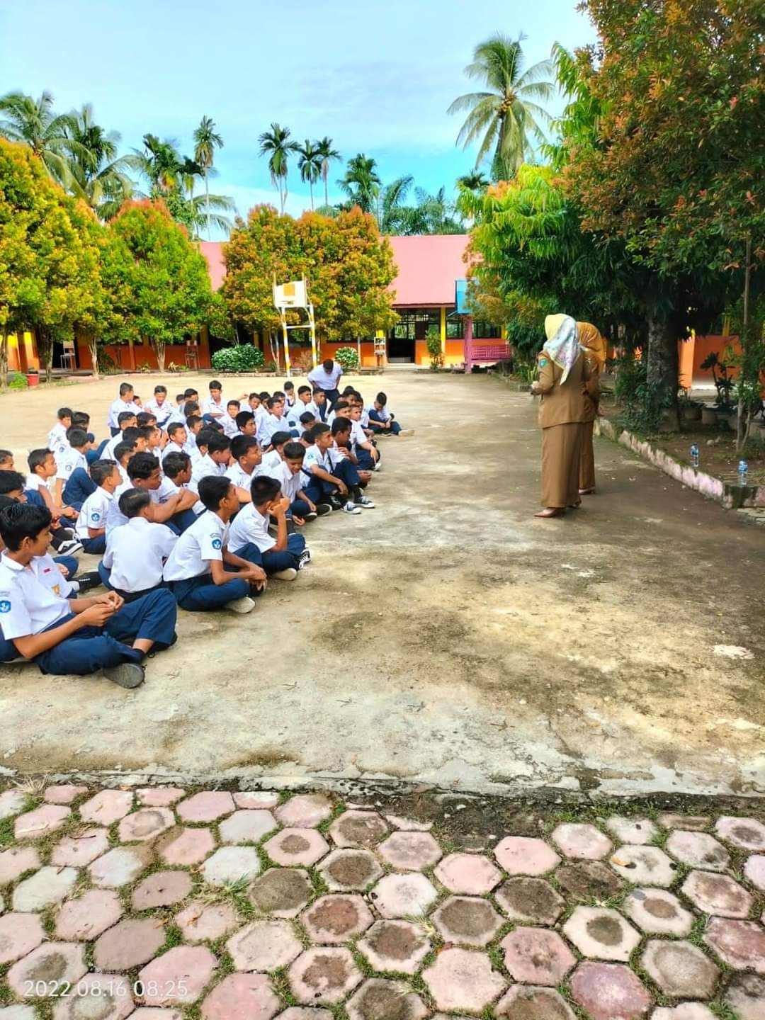 PENGUMPULAN DATA SISWA YG MEROKOK DI SMPN 4 LENGAYANG, UPT PUSKESMAS KOTO BARU