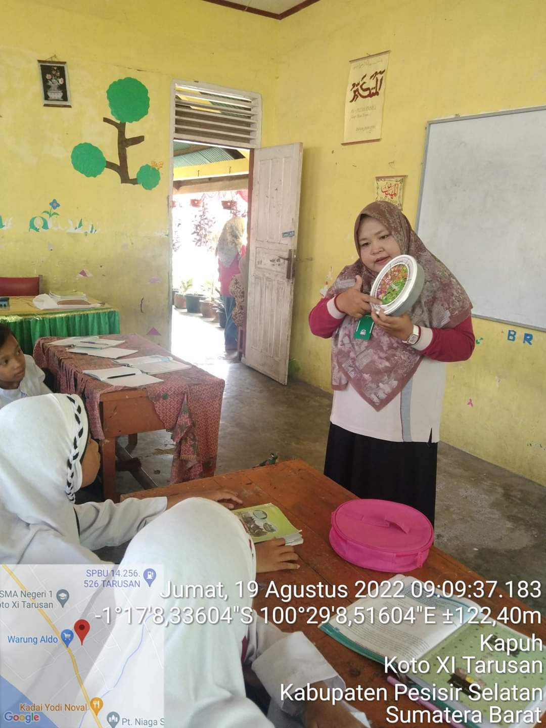 UPT Puskesmas Tarusan berikan materi gizi seimbang dalam pendidikan kesehatan ke Sekolah Dasar ( SD 