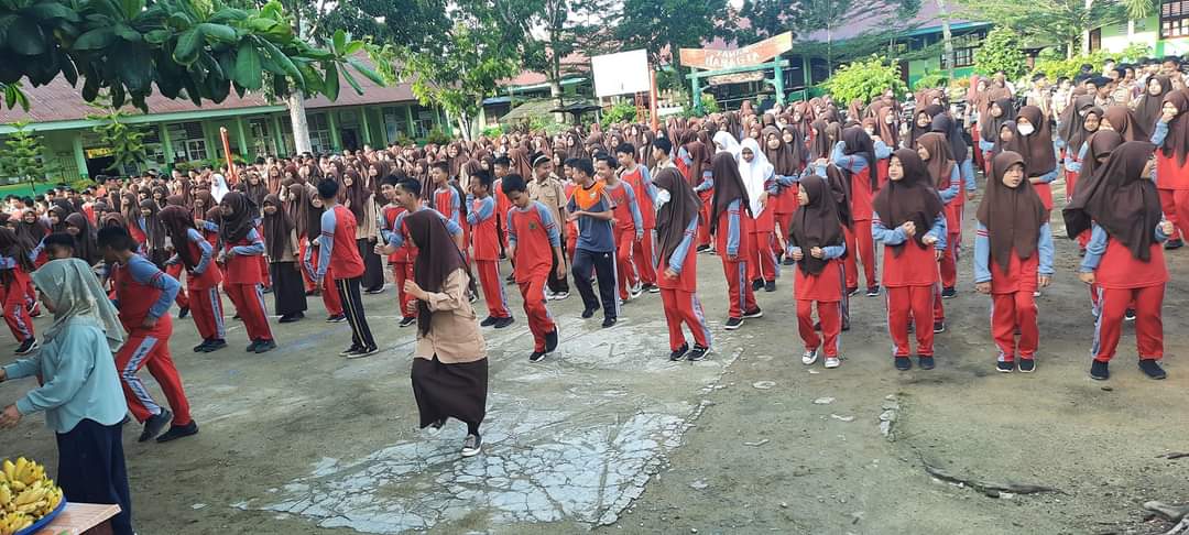 UPT Puskesmas Tarusan melakukan Kegiatan \"PanDu SeWa\" Pemeriksaan Terpadu Kesehatan Siswa Di MTsN 