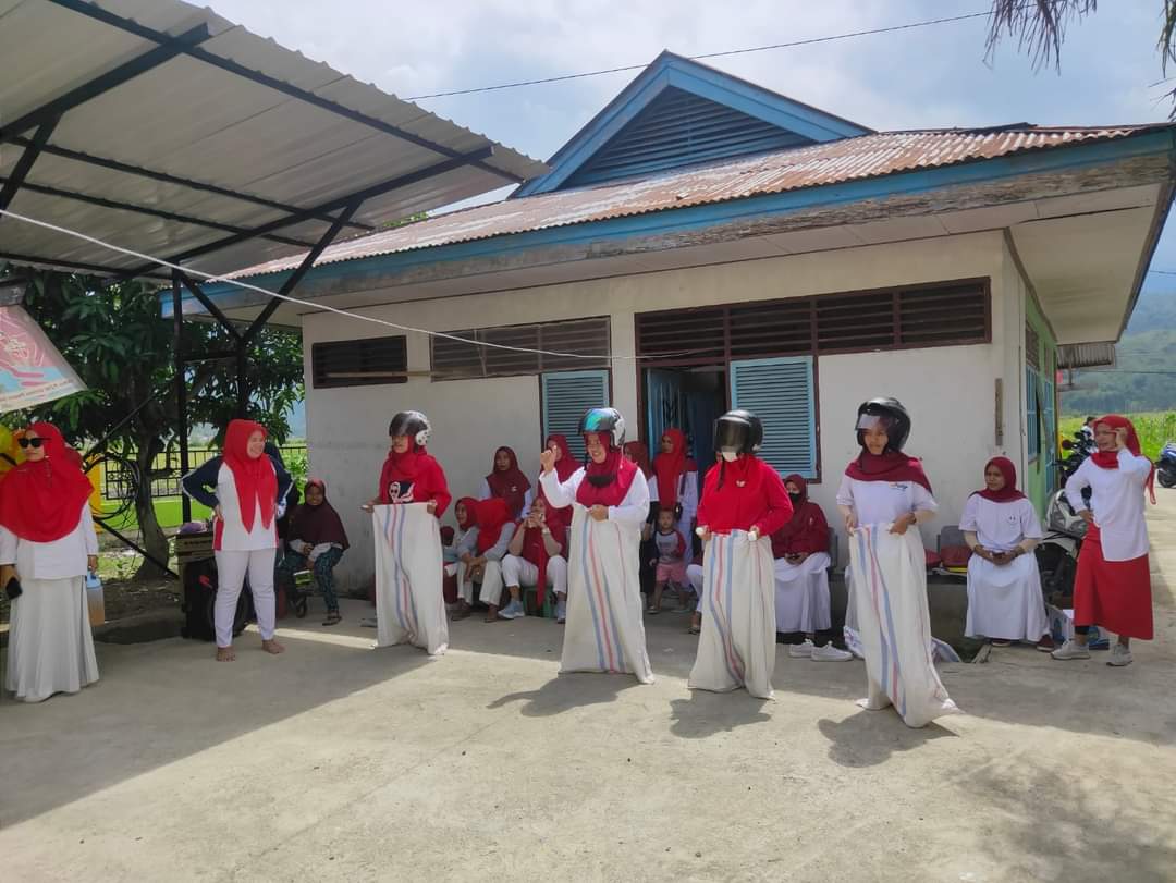 Puskesmas IV Koto Mudik Ikut memeriahkan HUT RI Ke 77 dengan Mengadakan Berbagai Perlombaan Antar pe