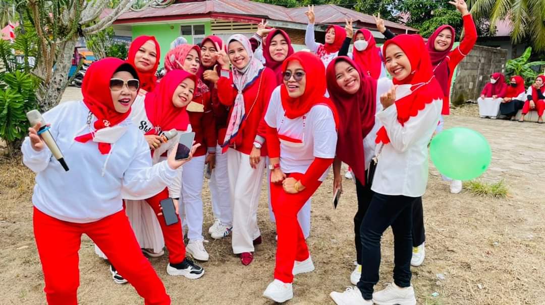 Puskemas Pasar Kuok ikut memeriahkannya dengan mengadakan kegiatan bermacam lomba di lingkungan Pusk