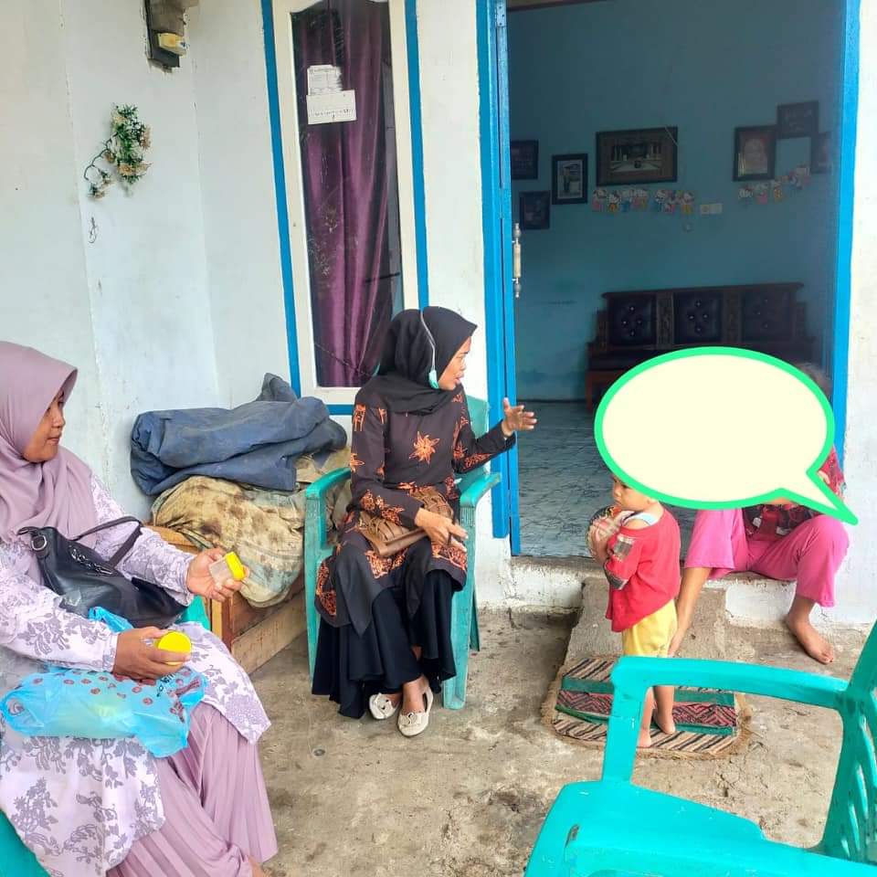 Puskesmas Koto Berapak melakukan Ketuk Pintu TB   di Kampung Lubuk Gambir 