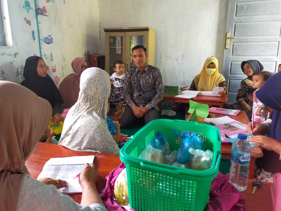 Pusk. Pasar Kuok lakukan Penyuluhan di Posyandu Nusa indah II di kampung Rimbo panjang kanagarian ta