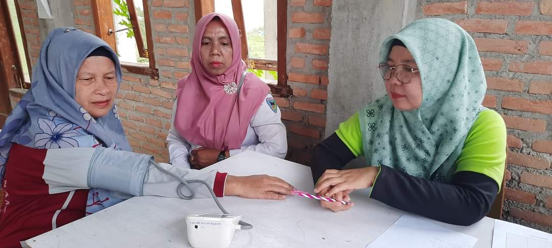 Puskesmas Tarusan laksanakan  Prolanis di kelompok Prolanis Lasosa 1 Pulau Karam.