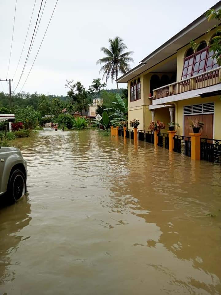 PUSKESMAS LUMPO KEWASPADAAN DAN PENANGGULANGAN MASALAH KESEHATAN AKIBAT BENCANA.