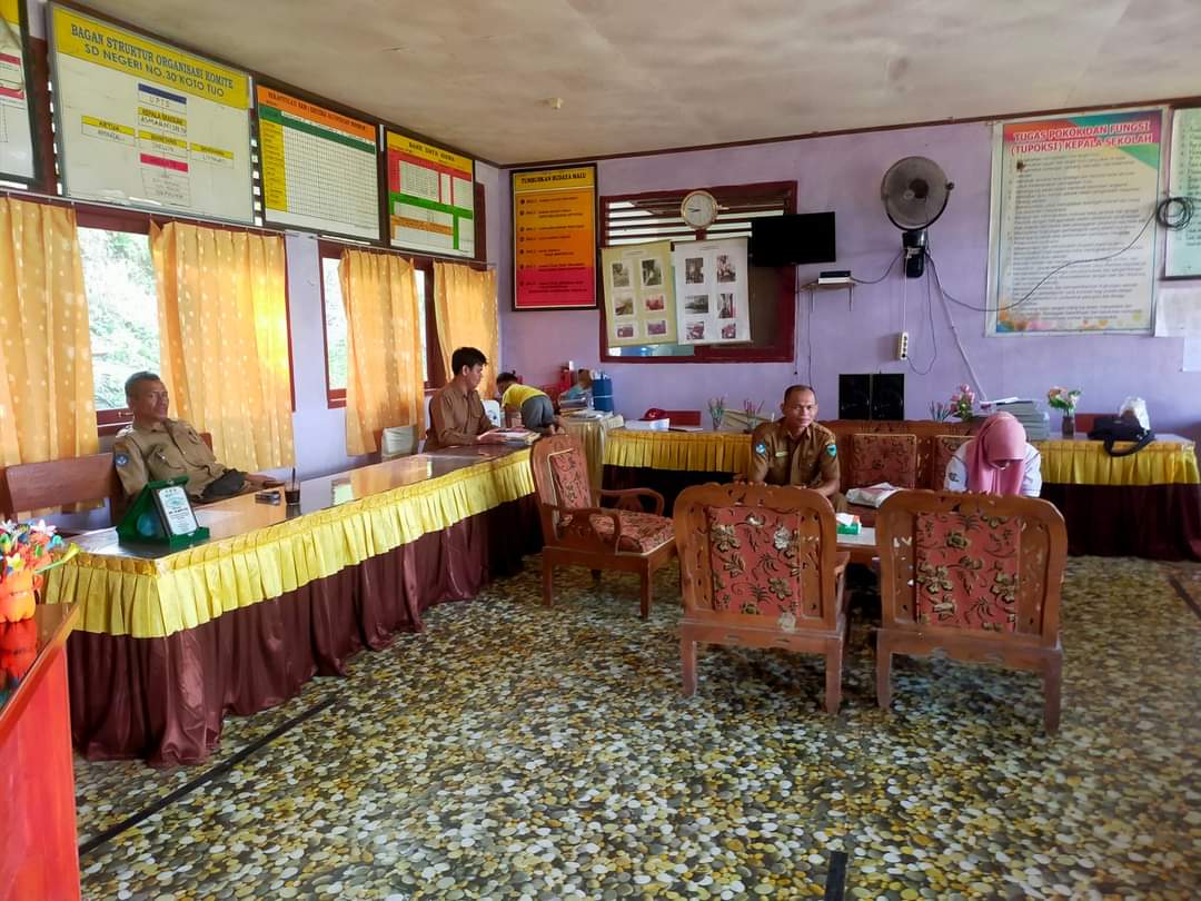 Puskesmas Pasarkuok  lakukan ADVOKASI KEPADA Kepala Sekolah 30 KOTO TUO TENTANG PEMBENTUKAN KTR (Kaw
