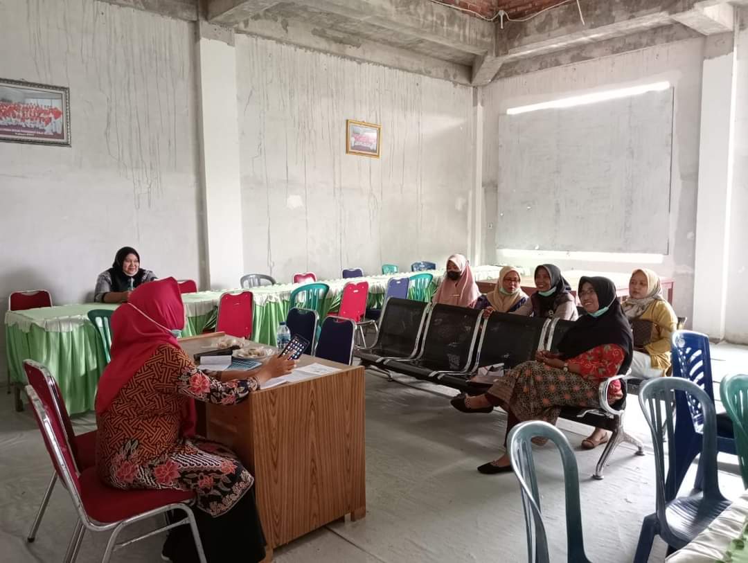 Pelatihan Caregiver Informal Pada Lansia  Pusk. Balai  Selasa, 
