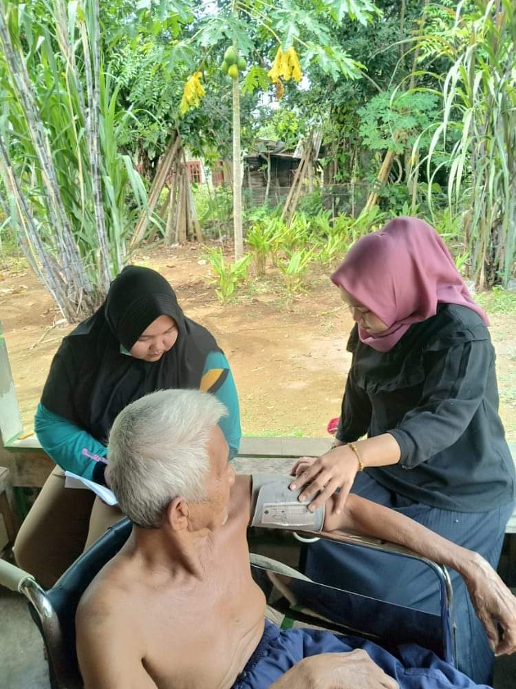 INTERVENSI PIS-PK DI NAGARI KOTO VIII\" Oleh petugas PIS-PK Puskesmas Balai Selasa