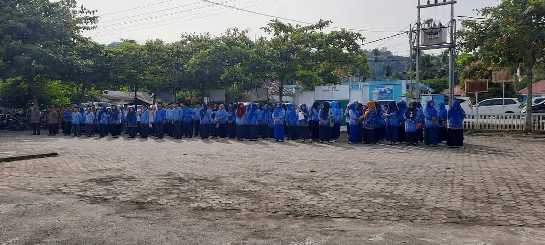 Puskesmas Tarusan Memperingati Hari Sumpah Pemuda   dilaksanakan di halaman kantor camat Kecamatan K