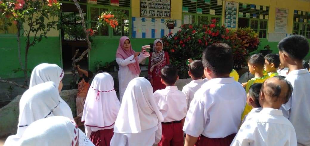Pelaksanaan kegiatan UKGS Di SD Negeri 45 Pulau Karam Puskesmas Tarusan