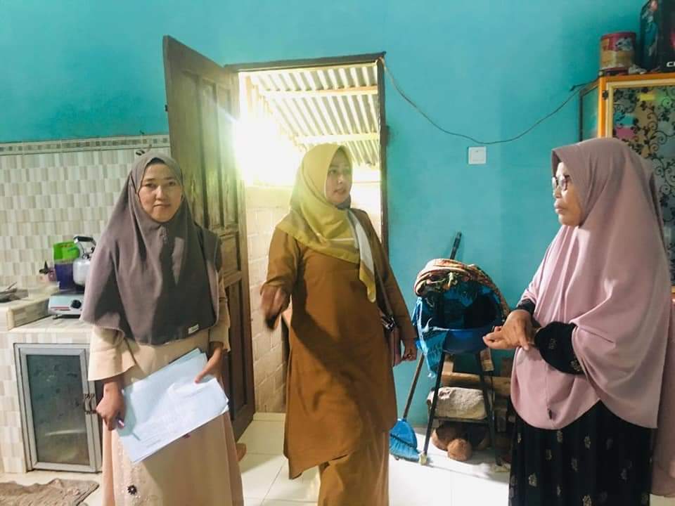 Pelaksanaan kegiatan verifikasi  Stop BAB Sembarangan ( BABS ) Di NagariBatu Hampa Puskesmas Tarusan