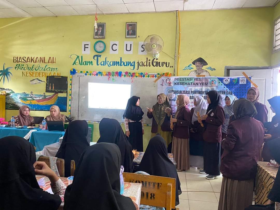 PENYULUHAN PHBS DAN BAHAYA GADGET BAGI ANAK SDN 05 PANCUNG SOAL PUSKESMAS INDERAPURA 