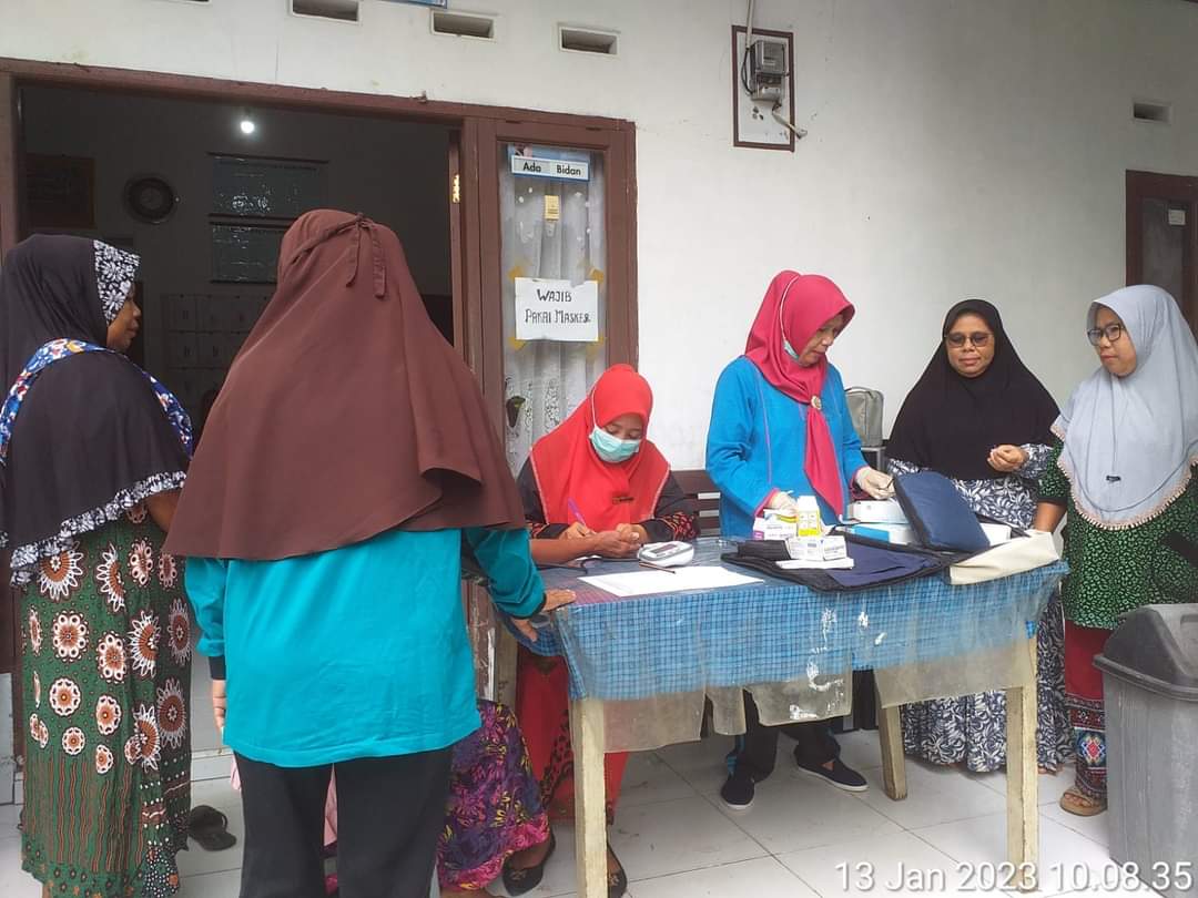 KEGIATAN POSBINDU PTM DAN LANSIA SERTA AKTIVITAS FISIK DINAGARI SUNGAI TUNU BARAT  Balai Selasa
