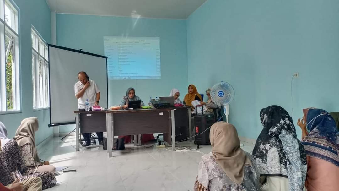 SOSIALISASI INDIKATOR NASIONAL MUTU (INM) DINAS KESEHATAN KABUPATEN PESISIR SELATAN KE PUSKESMAS KAY