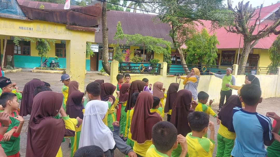 Puskesmas koto berapak melakukan tes kebugaran di sd  11 Kapujan Sabtu, 28 Januari  2023 
